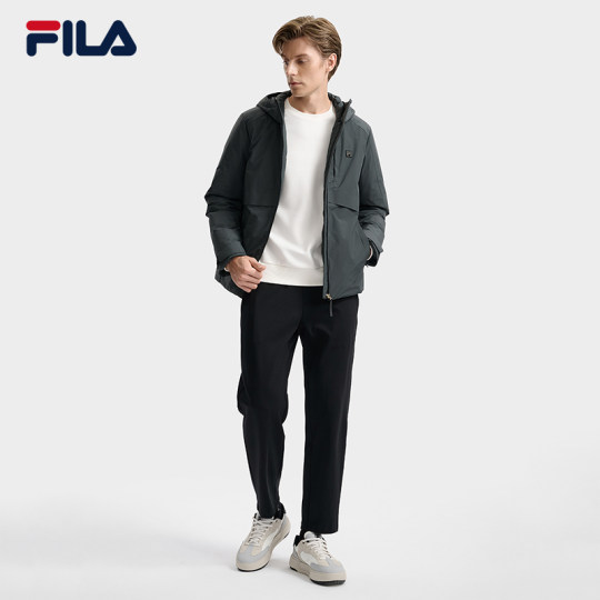 85鸭绒轻薄款FILA斐乐男士羽绒服2025冬新款商务基础保暖连帽外套