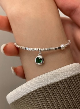 饰尚e族时髦绿色方形锆石吊坠手链女气质优雅温柔珍珠手环