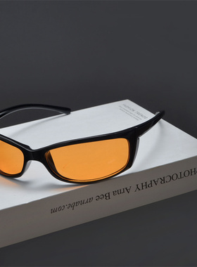 嘻哈蹦迪拍照飞行员式猫眼日韩系