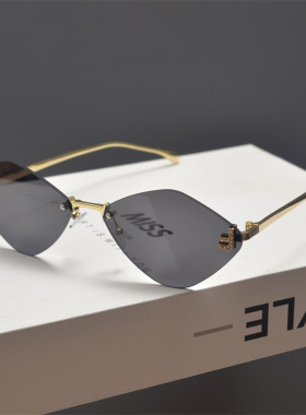 嘻哈菱形复古女士字母太阳镜