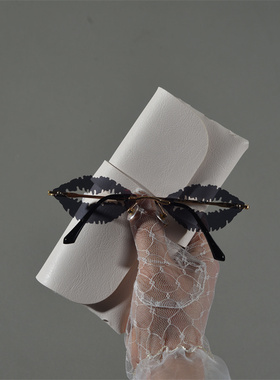 ins网红拍照性感的小嘴唇眼镜女韩版个性夸张太阳镜辣妹嘻哈墨镜