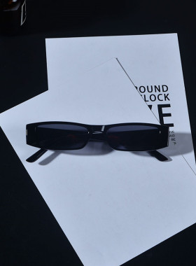 欧美复古长方形窄框墨镜男女潮个性嘻哈ins超火网红小脸太阳眼镜