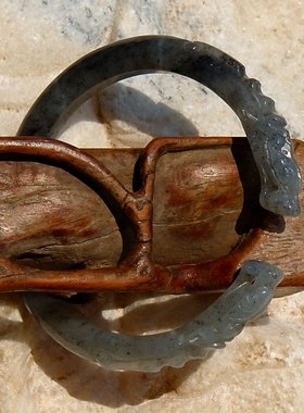 妙=化1686库存80年代天然新疆和田玉灰青白玉籽料双龙手镯复检58