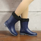 Магазин десятилетней давности, девять цветов резиновых сапог, непромокаемая женская обувь, всесезонные дождевые сапоги, женские бархатные дождевые сапоги для взрослых с короткой трубкой, модные нескользящие резиновые туфли средней длины, галоши для сохранения тепла.