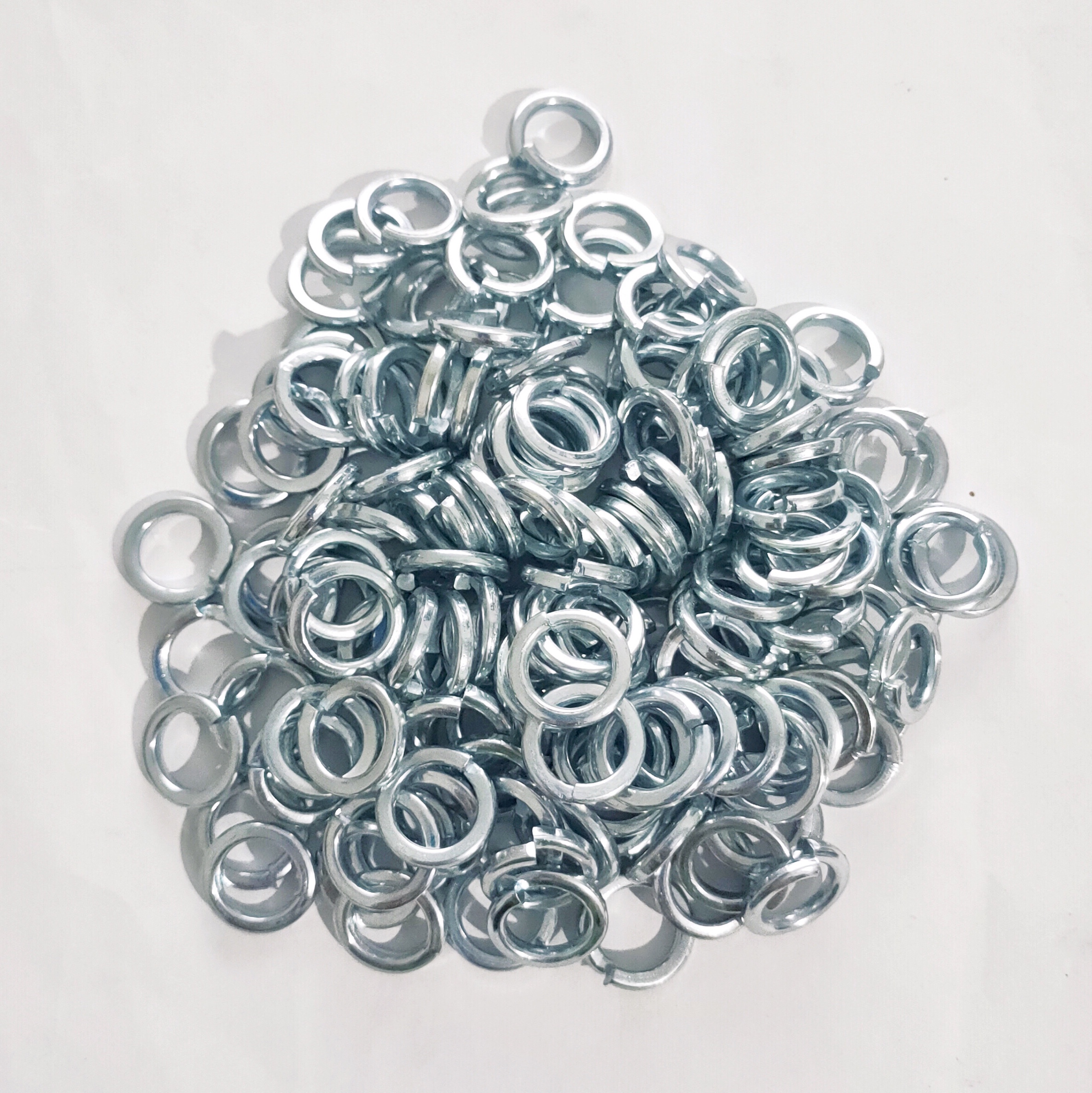 镀锌弹垫弹簧垫圈弹簧垫片开口垫圈弹圈M5M6M8M10M12M16M18M20M24 - 图1
