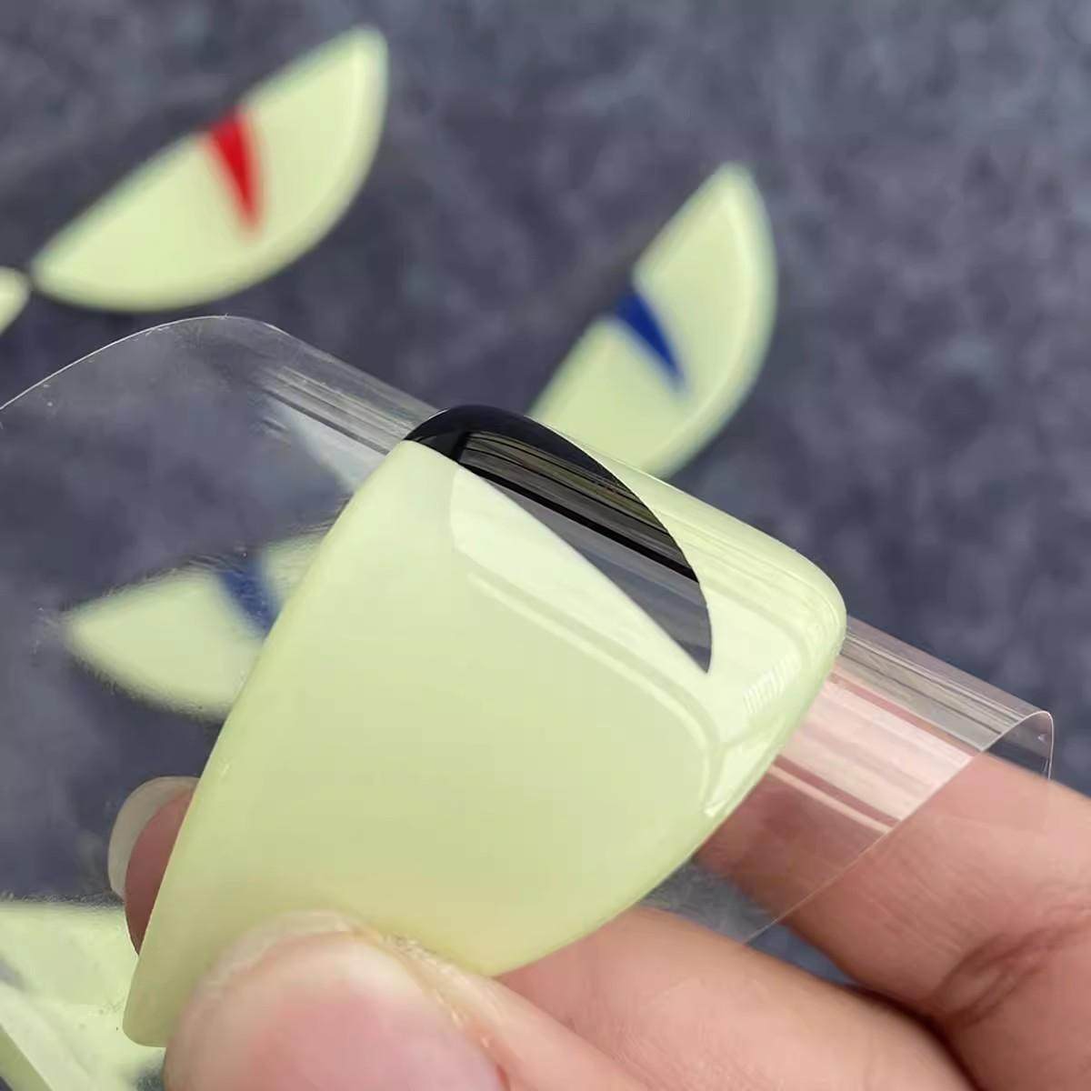 夜光摩托车立体恶魔眼睛贴纸猫眼适用川崎400无极525小牛电动车贴,淘宝优惠券,粉丝福利购,淘宝优惠卷