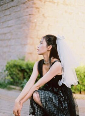 白鹿同款超仙小头纱新娘结婚拍照