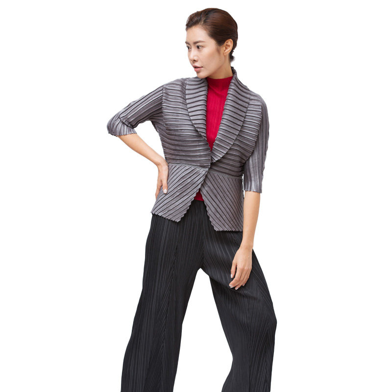 janetwear者三宅褶皱诰系列小外套 janetwear短外套