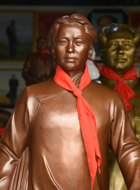 毛像主席安源青年时期伟人摆件