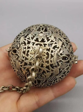 纯铜香炉香熏球倒流香吊炉花鸟纹香球陀螺平衡镂空白铜香熏球挂件