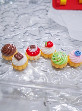 立体3d仿真甜甜圈蛋糕树脂胸针配件草莓蛋糕cake巧克力徽章应援