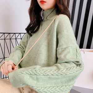 慵懒风麻花高领毛衣