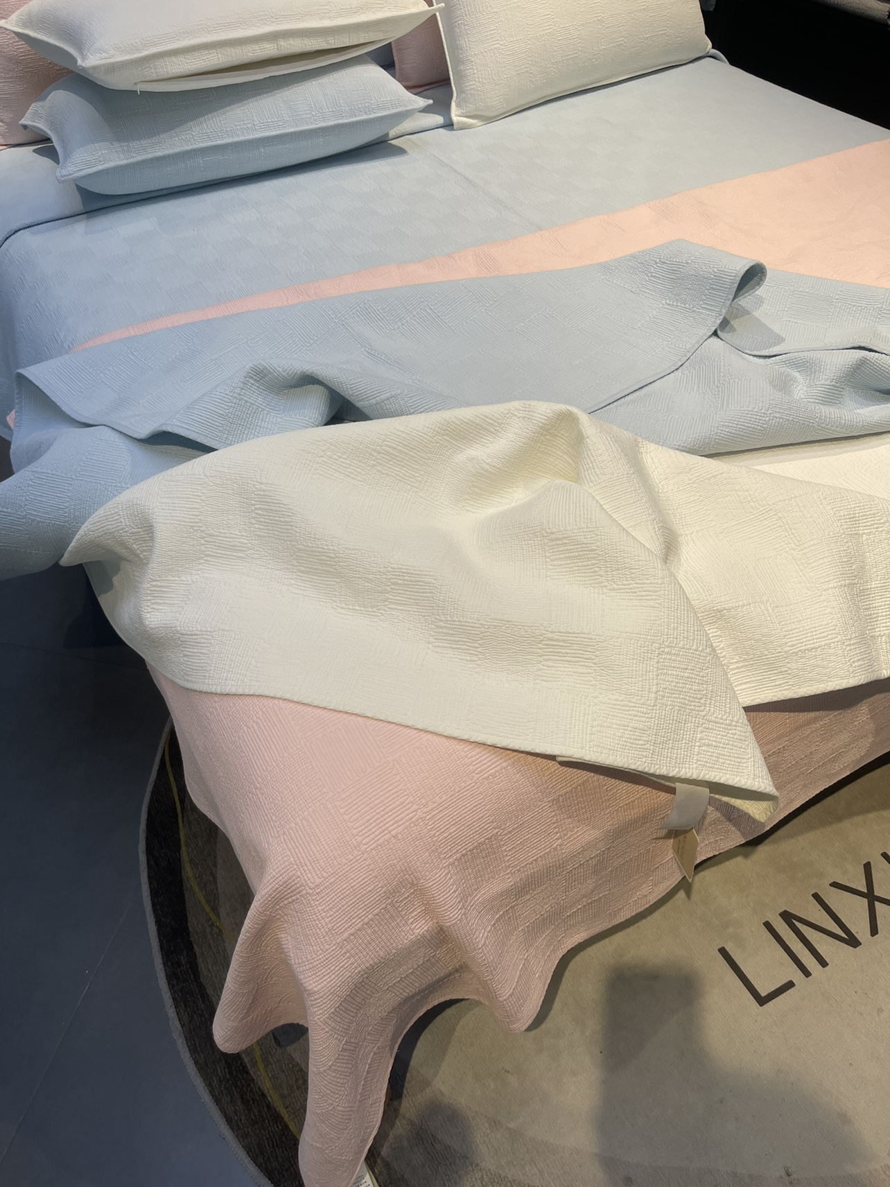 林夕纯色简约绗缝床盖三件套可搭配多功能被套 - 图0