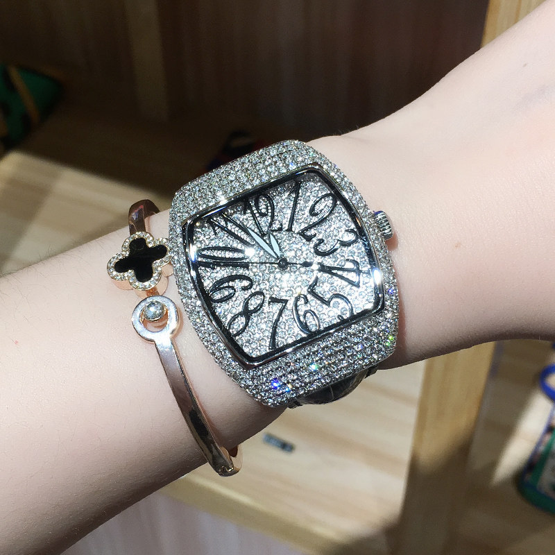 蒂玮娜正品水晶女士真皮带水钻表 davena婷邦国产腕表