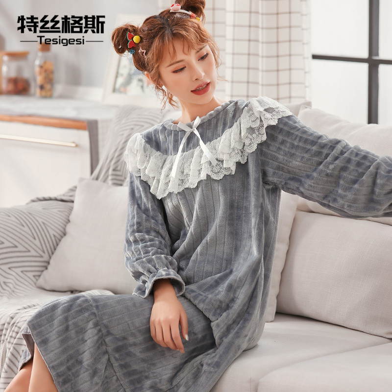 秋冬长袖甜美可爱公主风珊瑚绒睡衣 特丝格斯睡裙