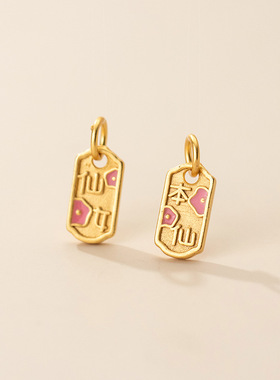 S925银电镀金色滴胶印字方牌吊坠