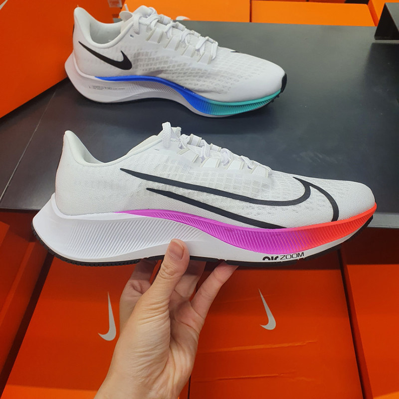 nike耐克zoom pegasus超级飞马37男鞋白彩虹登月跑步鞋bq9646-103