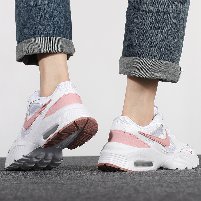 nike /耐克官网旗舰2021冬季女鞋 奔策运动跑步鞋