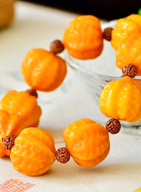 新疆和田玉黄沁核桃手串