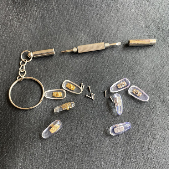 Glasses nose pad anti-slip accessories Gucci glasses frame myopia sunglasses G home sunglasses nose pad suitable for GG0681O