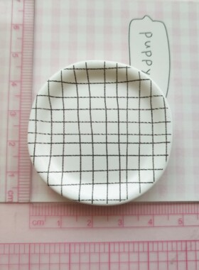 微缩简约白色格子食玩盘子场景捏捏装饰盘手工diy奶油胶树脂配件