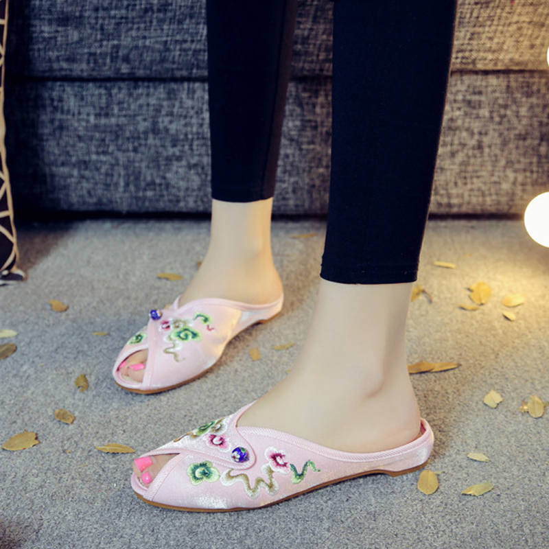 中国风时尚旗袍绣花拖鞋新款鱼嘴凉拖鞋民族风牡丹刺绣布露趾女鞋 - 图2