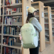 骆驼书包大容量轻量化旅行初高中大学生双肩包女旅游轻便登山背包