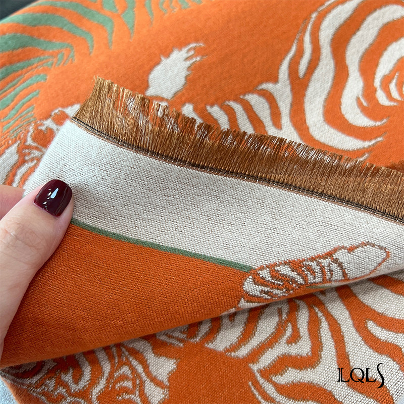 野性波西米亚风斑马纹橙色披肩女秋冬出游百搭多功能保暖围巾双面,淘宝优惠券,粉丝福利购,淘宝优惠卷