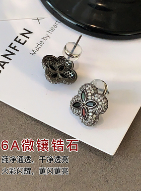 XMR中性朋克黑色满钻四叶草耳钉
