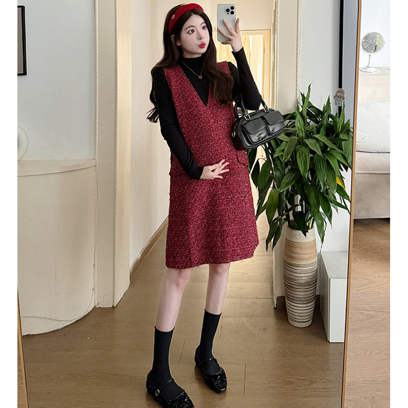 孕妇连衣裙套装2026新款秋冬韩版显瘦复古红色背心裙打底衫两件套,淘宝优惠券,粉丝福利购,淘宝优惠卷