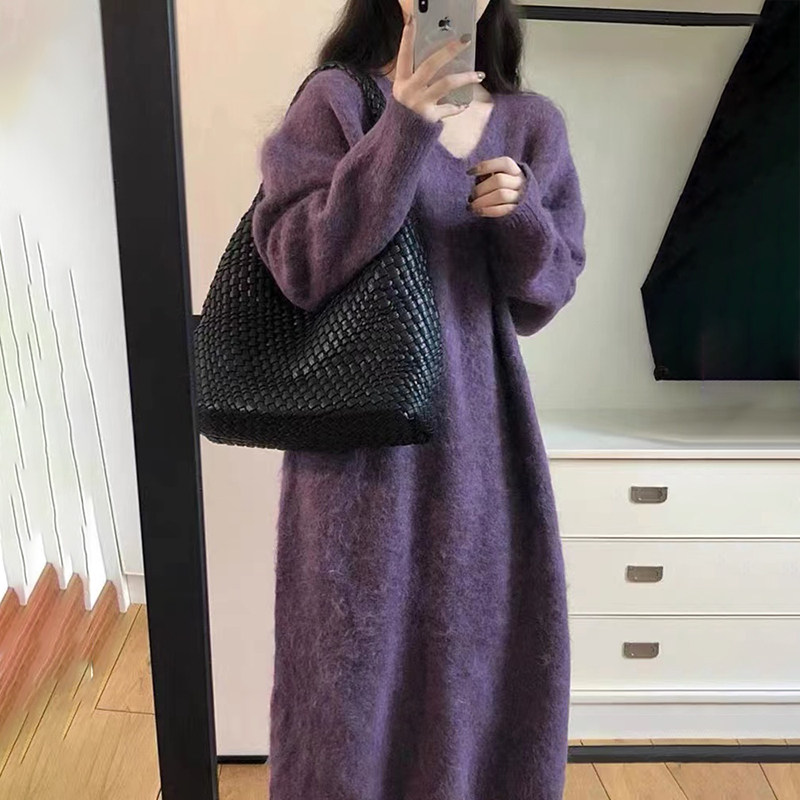 孕妇连衣裙2026新款秋冬紫色v领宽松加厚保暖中长款针织毛衣裙女,淘宝优惠券,粉丝福利购,淘宝优惠卷