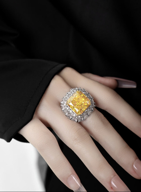 黄钻大方糖重工围镶款高托举戒指s925银