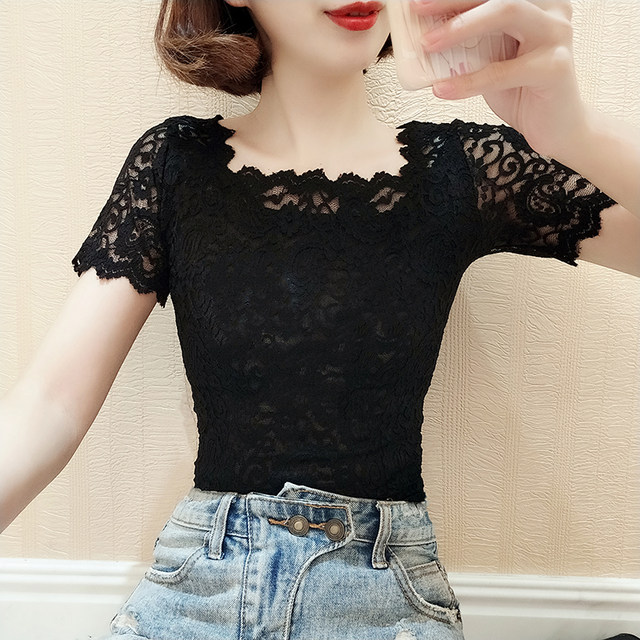 ຜູ້ຍິງແລະບາງ tops ແຫນ້ນ feminine ແລະບາງ