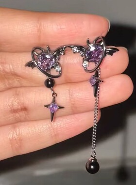 暗黑甜酷银针恶魔翅膀耳夹