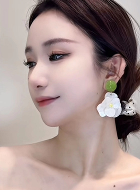 牛油果绿花朵925银针耳坠新款