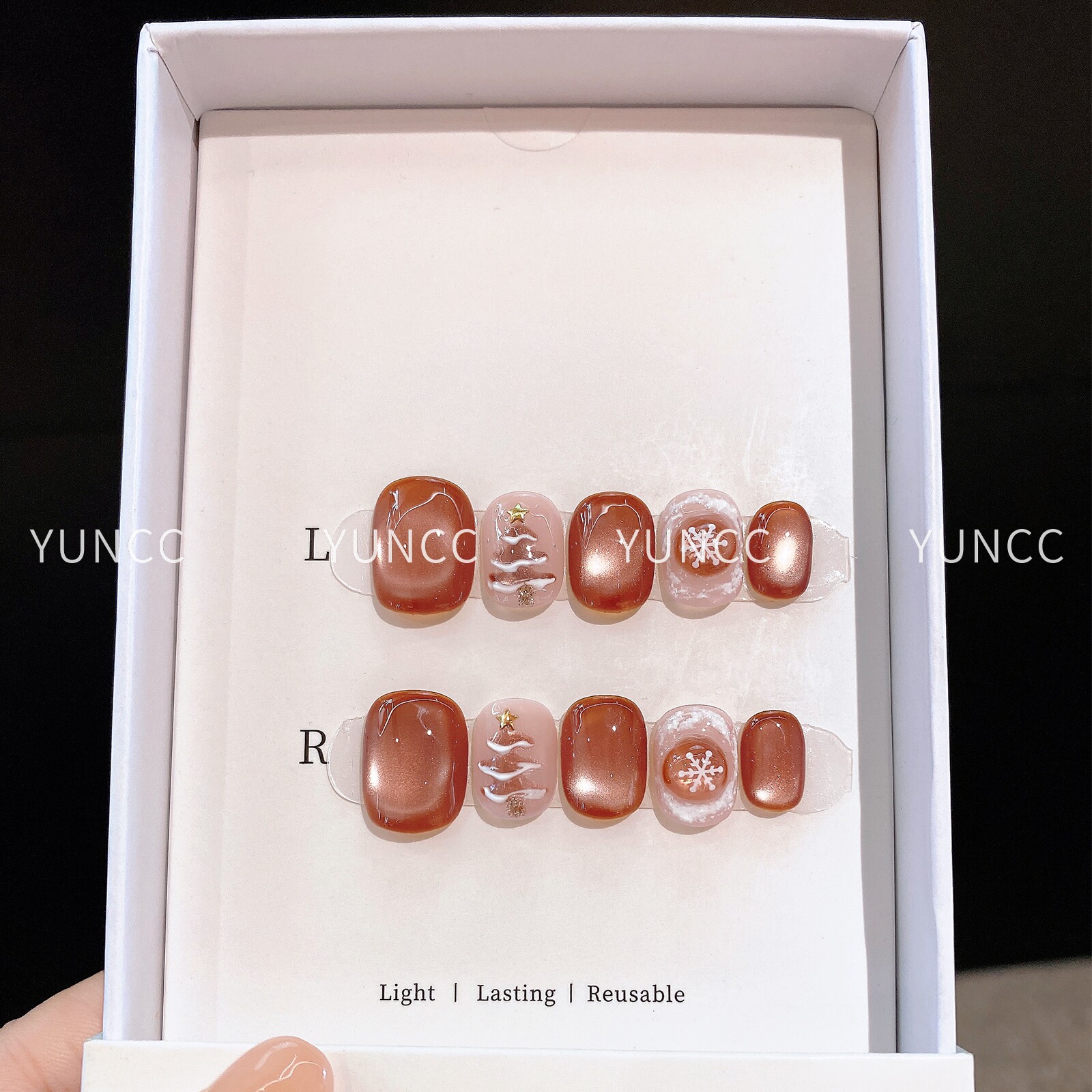 云皙手工圣诞穿戴甲秋冬短款棕色猫眼美甲2026新款高级感指甲贴片,淘宝优惠券,粉丝福利购,淘宝优惠卷