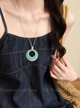 奶甜穿搭~原创蓝色晕染吊坠长款项链女春夏多巴胺锁骨链韩系配饰