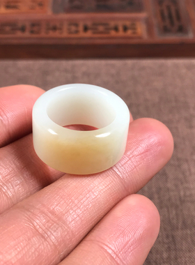 新疆和田糖白玉男女尾戒指环独特