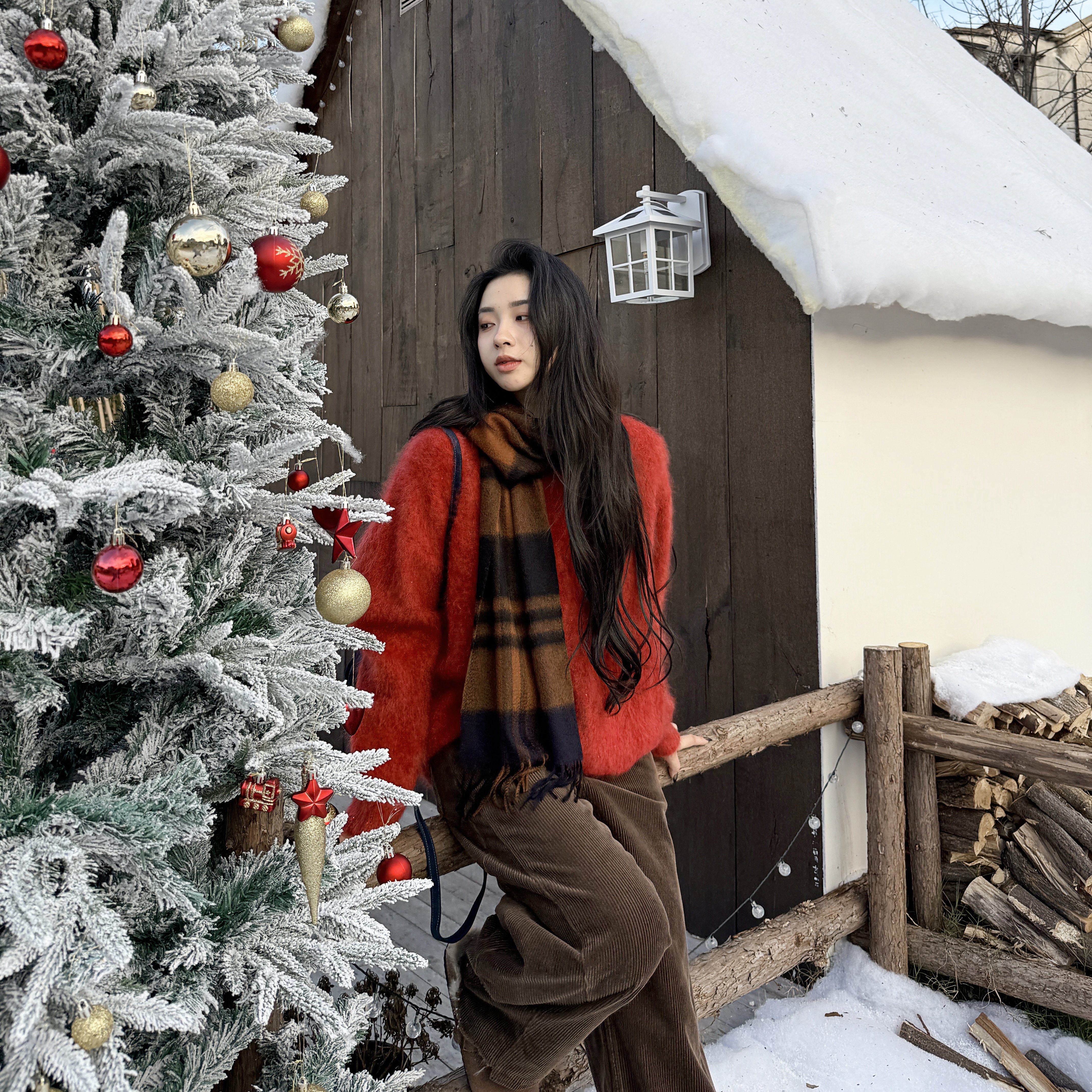 十一月软雾丨100山羊绒成衣拉毛丨珠片花纱丨圆领羊绒衫-MY6392,淘宝优惠券,粉丝福利购,淘宝优惠卷