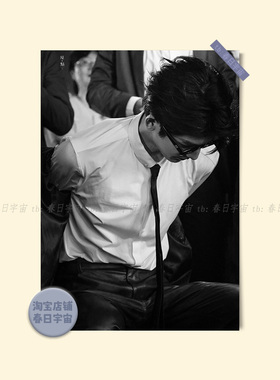 张凌赫海报墙贴画报无框卧室挂画写真照片壁纸房间宿舍背景装饰画