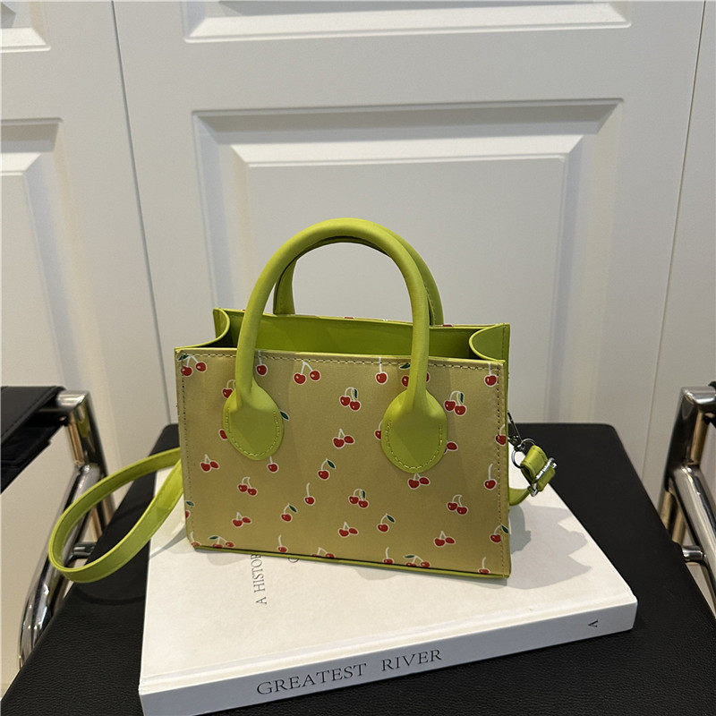 芊舒祺2026新款女包欧美时尚樱桃印花休闲小方包女百搭手提斜挎包,淘宝优惠券,粉丝福利购,淘宝优惠卷