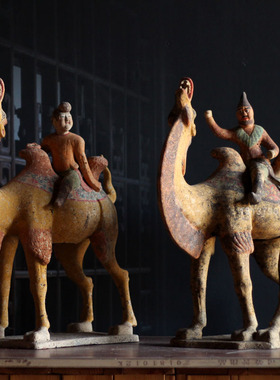 复古彩绘陶骆驼摆件古玩收藏