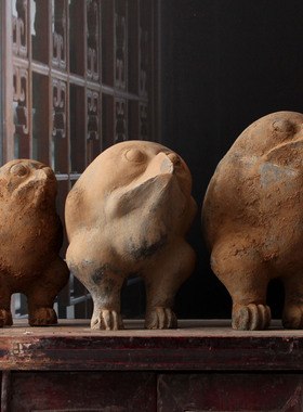 中式仿古陶鹰鼎桌面摆件