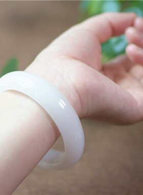 润泽华美天然新疆正品金丝玉白玉