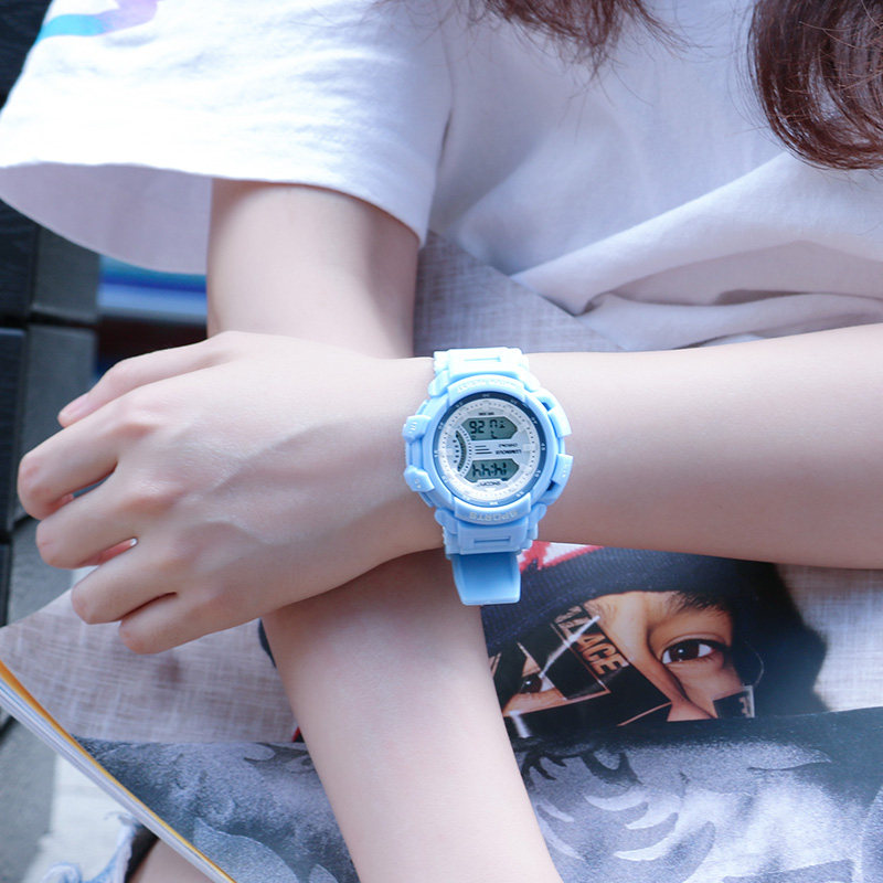 snoopy女孩学生男女生防水电子表 snoopy手表国产腕表