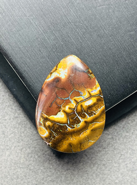 正反双面彩，无与伦比的美丽，尺寸34×23×4.7mm重量29.5克拉