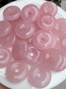 天然马粉水晶30mm面包平安扣