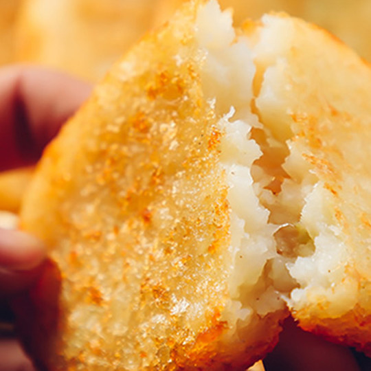 整箱蓝顿旭美F102凯达椭圆薯饼半成品油炸薯饼早餐香脆薯饼商用