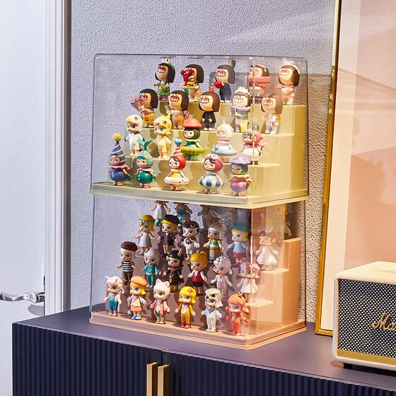 Kaman figure doll transparent display box