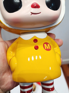 血萌超可爱麦当劳小女孩礼盒装